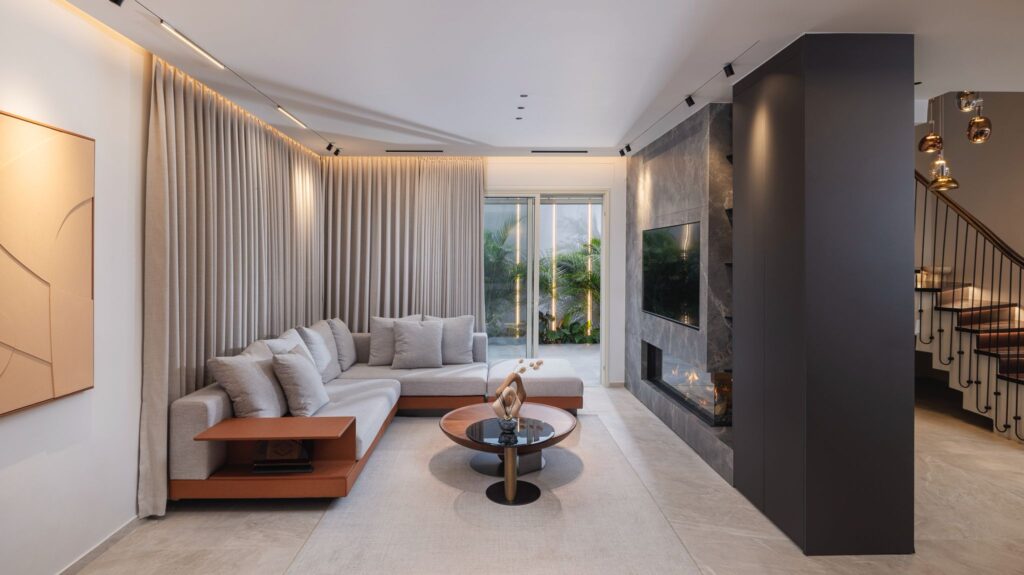 שפה עיצובית מודרנית עם חומרי גמר איכותיים