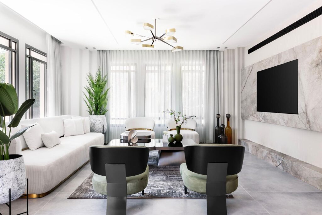 חלל מגורים יוקרתי בפרויקט מעצבים בשרון בעיצוב המעצב Lufti Amer