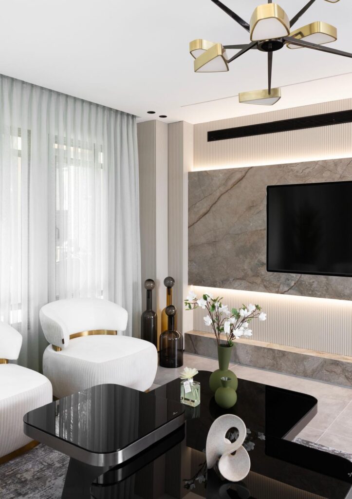 שילוב חומרי גלם איכותיים בעיצוב פנים יוקרתי בשרון