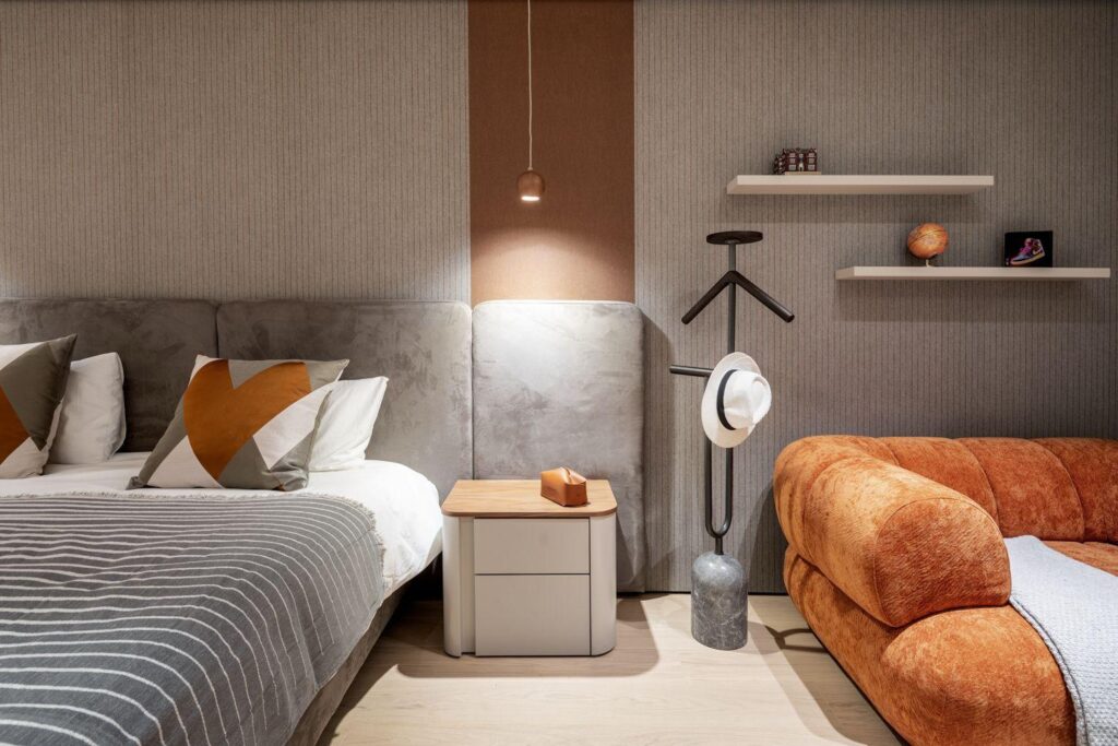 פרטי ריהוט פנים יוקרתיים בדירת מגורים בתל אביב