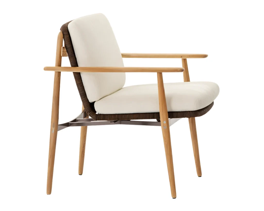 כיסא חוץ בסגנון עץ