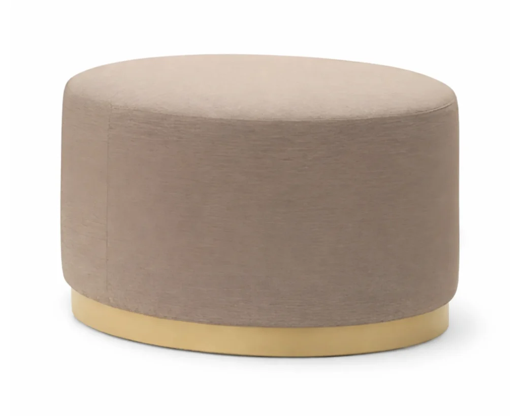 הדום אלגנטי עם קווים נקיים