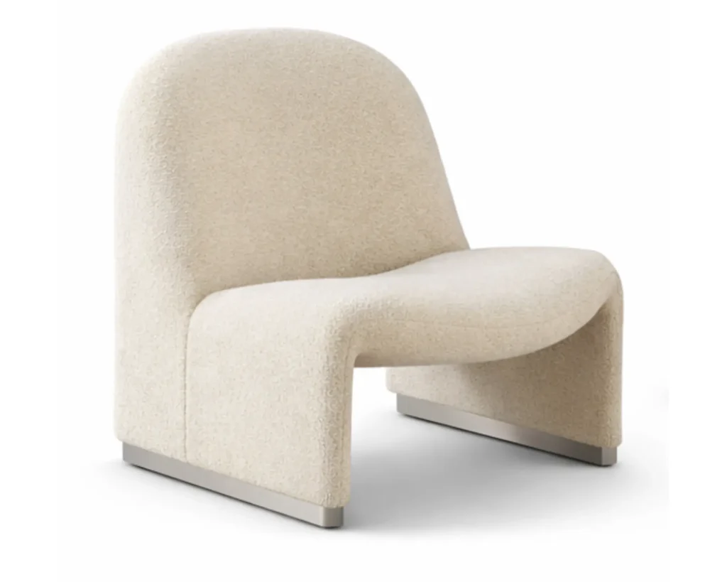 כורסא מעוצבת מבד בוקלה שמנת