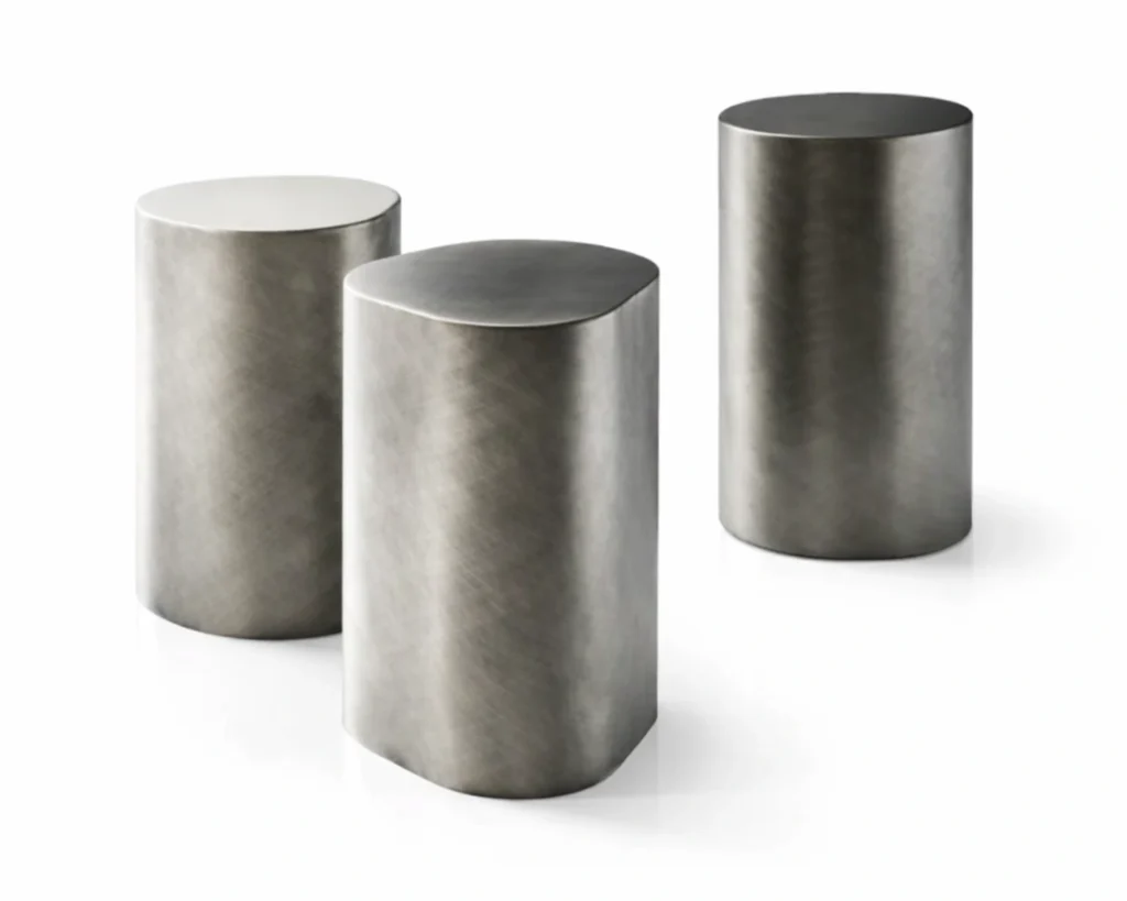 שלישיית שולחנות צד מפלדת אל חלד בעיצוב יוקרתי